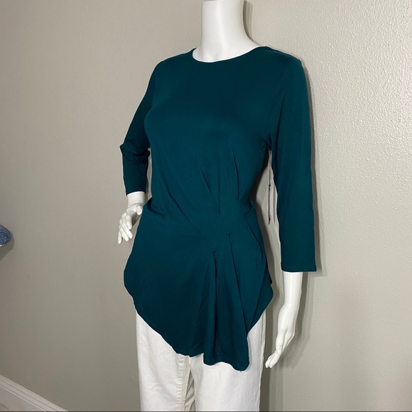 Blouse 👚Vince camuto💕 - Picture 2 of 8